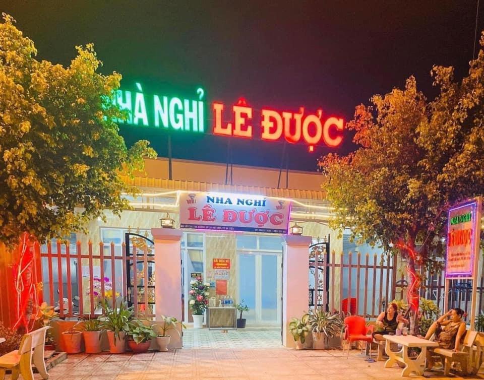 Nha Nghi Le Duoc Hotel Ha Tien Exterior photo